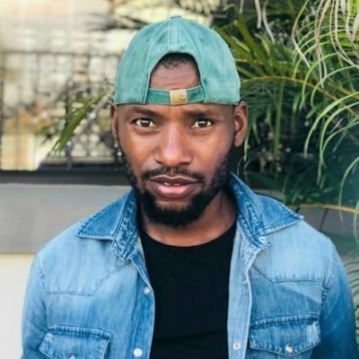 Mashiane_ZA's profile picture. Even if you dance in the rain, others will still complain that you are making dust. Sundowns 👆🏽💚💛💙