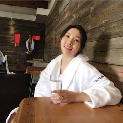 BeautyMagn29077's profile picture. I'm Editor and Chief Content Officer of U.S. News & World Report