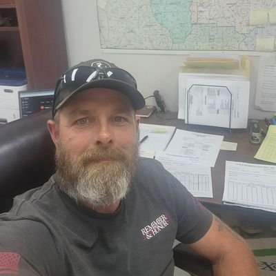 CharlesMor66197's profile picture. if a man chooses to be anything, let it be deliberate.