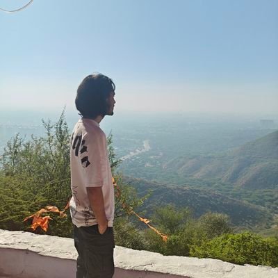 itsarjun23's profile picture. Author of 3032: Onto the Entangled Paths.
Life is limited, don't waste it.
Enjoy each and every second of it

Instagram account: iamarjun.m