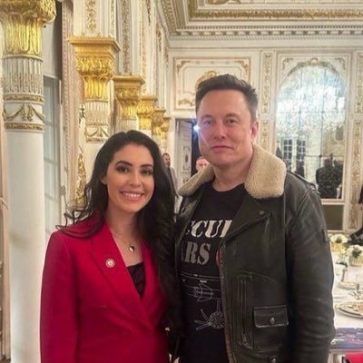 susan_manager2's profile picture. Hi 👋 I'm Susan, and I'm from Elon Musk management. If I reached out to you, that means you're lucky fan ❤️🚀