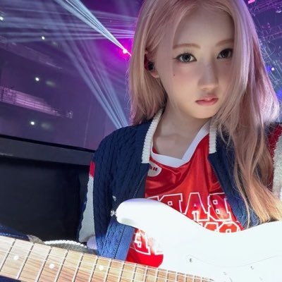 bunvyin's profile picture. 🐬🐈‍⬛