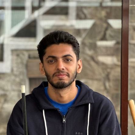 Aqeeldhedhi16's profile picture. Half human, half machan