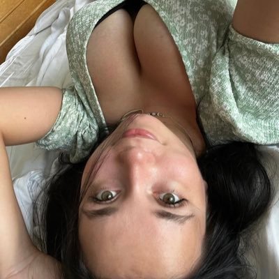 soogzgz's profile picture. twitch streamer💜