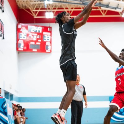 duncan_nzi's profile picture. 6’5 || 170 pounds || C/O 2024 🇨🇦 2025 🇺🇸 ||  BlackTop Academy duncannzisabira@gmail.com