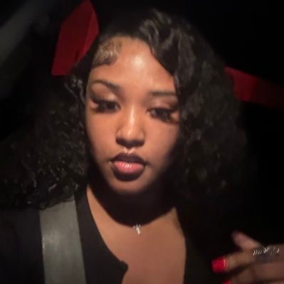 timelesstrin's profile picture. just here to talk shit