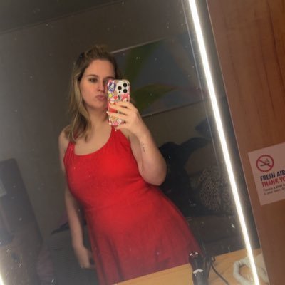 SassySydneee's profile picture. Twitch Affiliate | Sassy cat lady | Unprofessional Pokémon Go player TL71 🤪 | Slight cruise addict 🛳