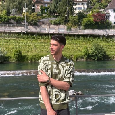 ilyasdemir21472's profile picture. 