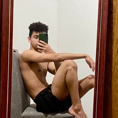 emanuel_goolco's profile picture. 📚Egghead