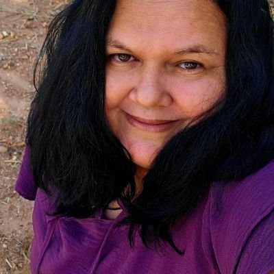 leiaCortez99's profile picture. 