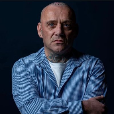 the_housemouse1's profile picture. DJ 🎧 turned Author 📚 
70+ books on history, tech & self-help 
Writing what moves the mind.