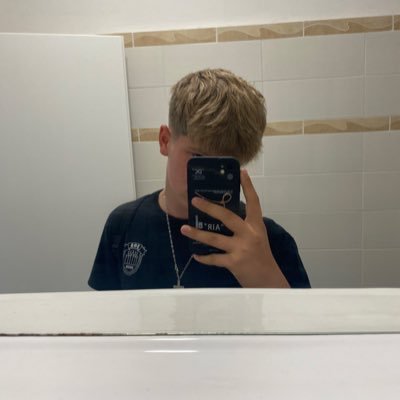 fpotypeti's profile picture. 