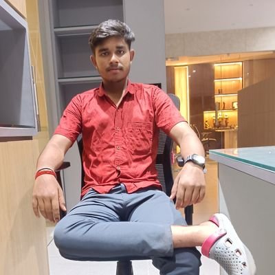 DebChakrab17121's profile picture. 