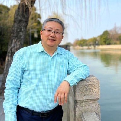 HyunWon12707's profile picture. 돌아가는 것은 삶의 일부이고, 당신은 그것을 받아들여야 합니다.