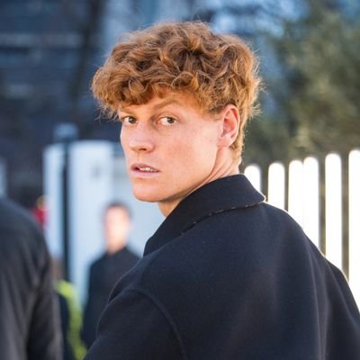 RichaudYoww's profile picture. 