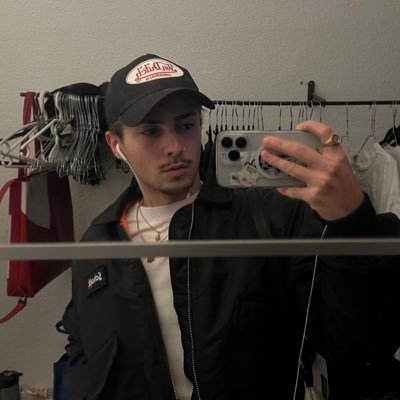 Ewanhh2's profile picture. pour les garçons @ewanhhpv 😛