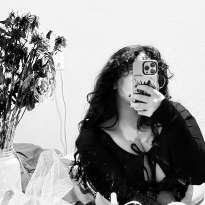 amairanigsx's profile picture. …