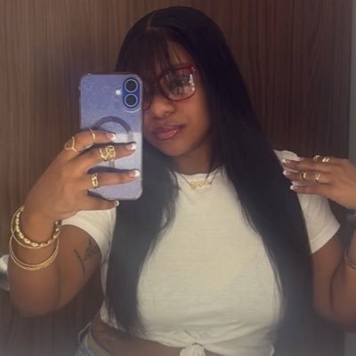 QueenJAMES2you's profile picture. She/her | Travel influencer | Lifestyle | Pharmacist 💊 | Anime Lover | 📩 myeshaj.pr@gmail.com | views are my own | I ❤️ essential oils | weirdo |HBCU grad