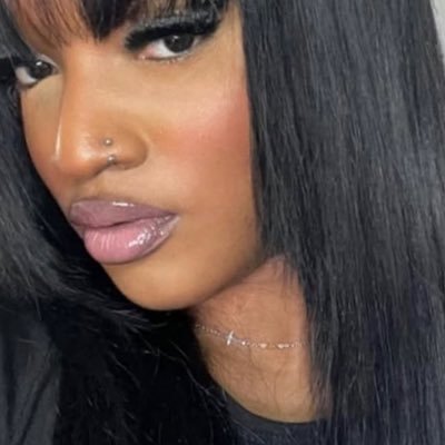 Annesmb2's profile picture. 