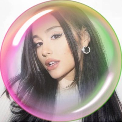 luvgrqnde's profile picture. 𝒊𝒕’𝒔 𝒍𝒊𝒌𝒆 𝒔𝒖𝒑𝒆𝒓𝒏𝒂𝒕𝒖𝒓𝒂𝒍⋆⭒˚