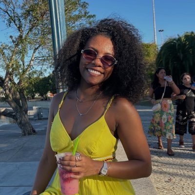 eeiraquel's profile picture. 