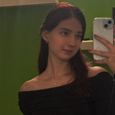 wannabeavampire's profile picture. your most average waterparks & mcr enjoyer || parxsos truther || danger days enthusiast ✧ ✮
