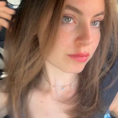 didemirist's profile picture. sabanci university | kit ⭐️🫒🍸🪩🧸🪭🪄