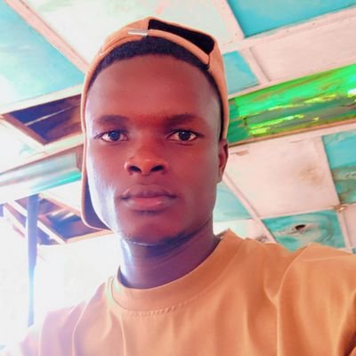 GeyiDavid's profile picture. The ability to reply SMS with reasonable words