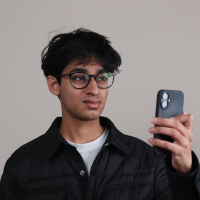 armaanagwl's profile picture. 18 | ft react native nerd @replit | not @umich