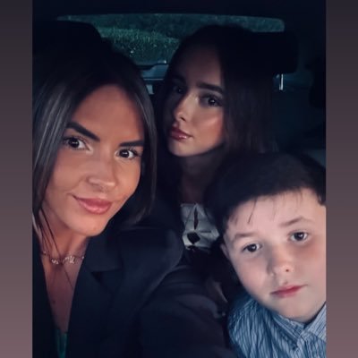 CarlyJs88's profile picture. A 37 year old hard working mother of two beautiful children, who also puts her spare time into fitness and healthy living along with building my own business ❤️