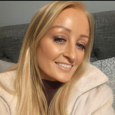 AnnieHarte21's profile picture. 𝙄 𝙖𝙢 𝙖 𝙝𝙪𝙜𝙚 𝙇𝙁𝘾 𝙛𝙖𝙣 ❤ 𝙅𝙁𝙏97 ❤ 𝙉𝙊 𝘿𝙈'𝙨, 𝙄 𝙬𝙤𝙣'𝙩 𝙧𝙚𝙥𝙡𝙮 🚫 #𝙗𝙚𝙠𝙞𝙣𝙙😊