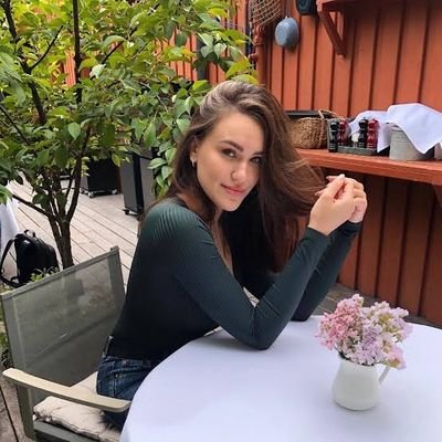 SandraRobi76375's profile picture. available to chat