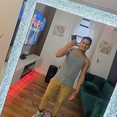 CruiseSan77587's profile picture. @3L_P?TUF0
Fun / Extroverted / Passionate / Easygoing / Passionate about Good Living 
instam:@Moisesguerra123a
tik tok :@p!tuf0
Snach:@alexander0712