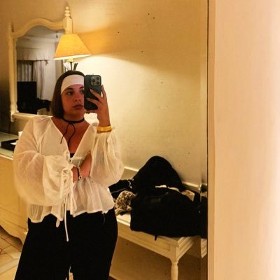 milumartucci_'s profile picture. Cancer en su mayor expresión 🌈🌪💣💥❤️‍🔥🦋