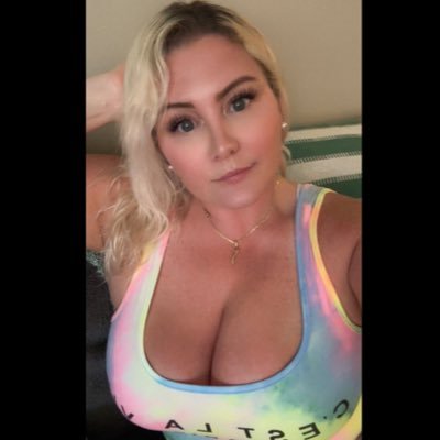_thickitalian's profile picture. 𝐈𝐧𝐬𝐭𝐚: 𝐞𝐥𝐢𝐳𝐩𝐫𝐢_