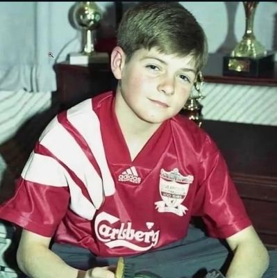 PreshLfc's profile picture. Enjoy this beautiful game of football
#YNWA