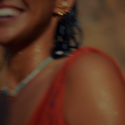 itsameeemaro's profile picture. SO MUCH HAS CHANGED ☀️ first single out OCT 16 - presave now (https://t.co/8ERPdrTwge)