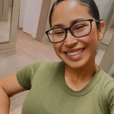 matina73580's profile picture. being connected is not an option need to be loved🥹🥰