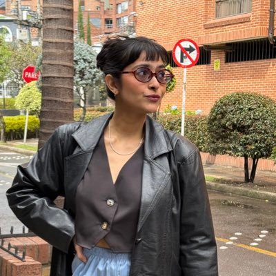 amilagrosparra's profile picture. Politóloga y comunicadora venezolana. Democratizadora de información. Tengo un podcast: @amediaspod. Y hago videos en Youtube.
