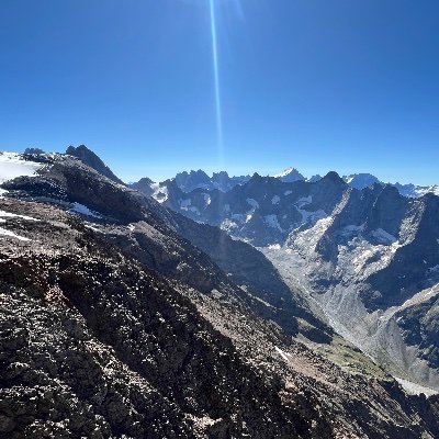 PHaetsdael58289's profile picture. Swing trader and aspiring entrepreneur
Newsletter Writer about Momentum Trading(100% free): https://t.co/mL04EnGf3Z