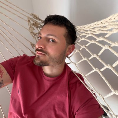 byluifer's profile picture. siempre fantaseo con mi siguiente siesta.