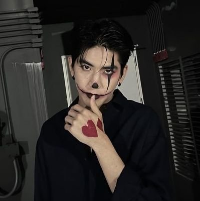 ToninaBanshee's profile picture. 𝘝𝘪𝘦𝘯𝘥𝘰 𝘬𝘥𝘳𝘢𝘮𝘢𝘴 𝘤𝘰𝘯 𝘑𝘪𝘮𝘮𝘺𝘚𝘦𝘢 🌻