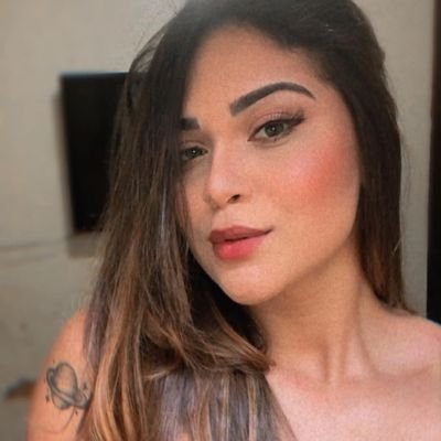 Kahguia's profile picture. DF🔚
Finance. 
Economics.