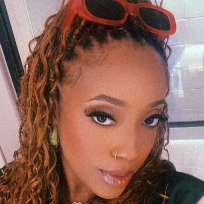 Sashaa_Monroe's profile picture. 