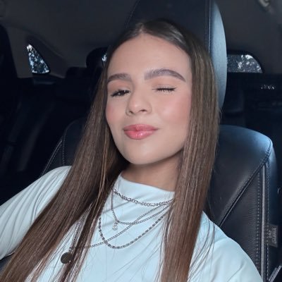 pequeopeks045's profile picture. Aloha.