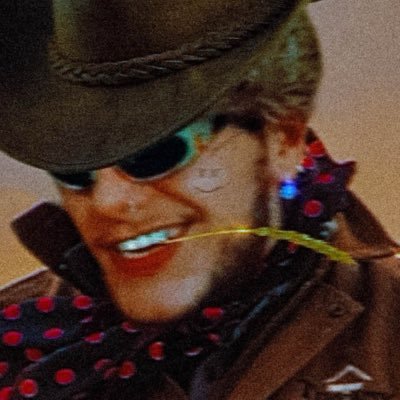 garshmo's profile picture. 