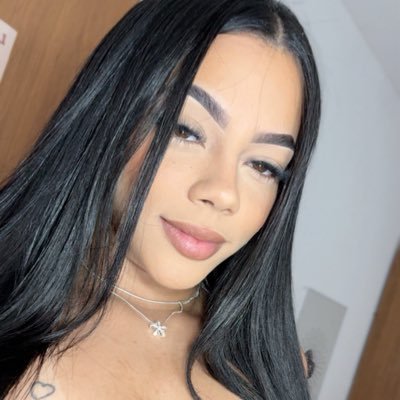 mizeravon4's profile picture. cadê o isqueiro?