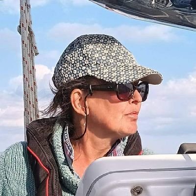 ArtMinx1's profile picture. Doing Feministing™️ wrong. *Woman #HoldTheLine #Ultra  #LetWomenSpeak #NoToSelfID #NoToCompelledSpeech #RepealTheGRA 
*LittleWhingingFucker *FarRightThug