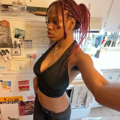 skunkedchi's profile picture. master’s in dyke couture