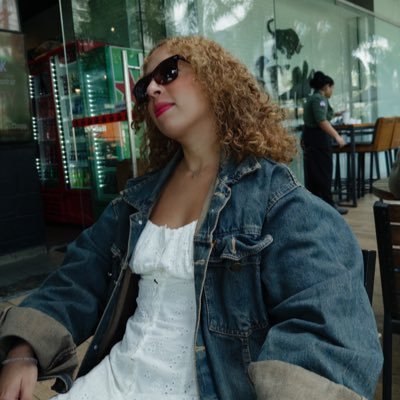 camistuiter's profile picture. infra and tech stuff 👷🏼‍♀️